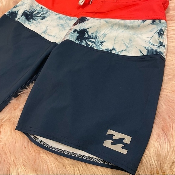 Billabong board shorts - Picture 8 of 12